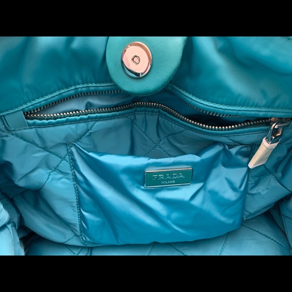 Authentic Prada Puffy Turquoise tote with crossbody strap - Picture 5 of 16
